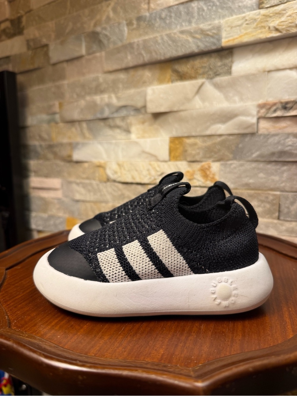 Kids Sz 8 Adidas Bubblecomfy Black White Slip-on Walkers Shoes Sneakers EUC